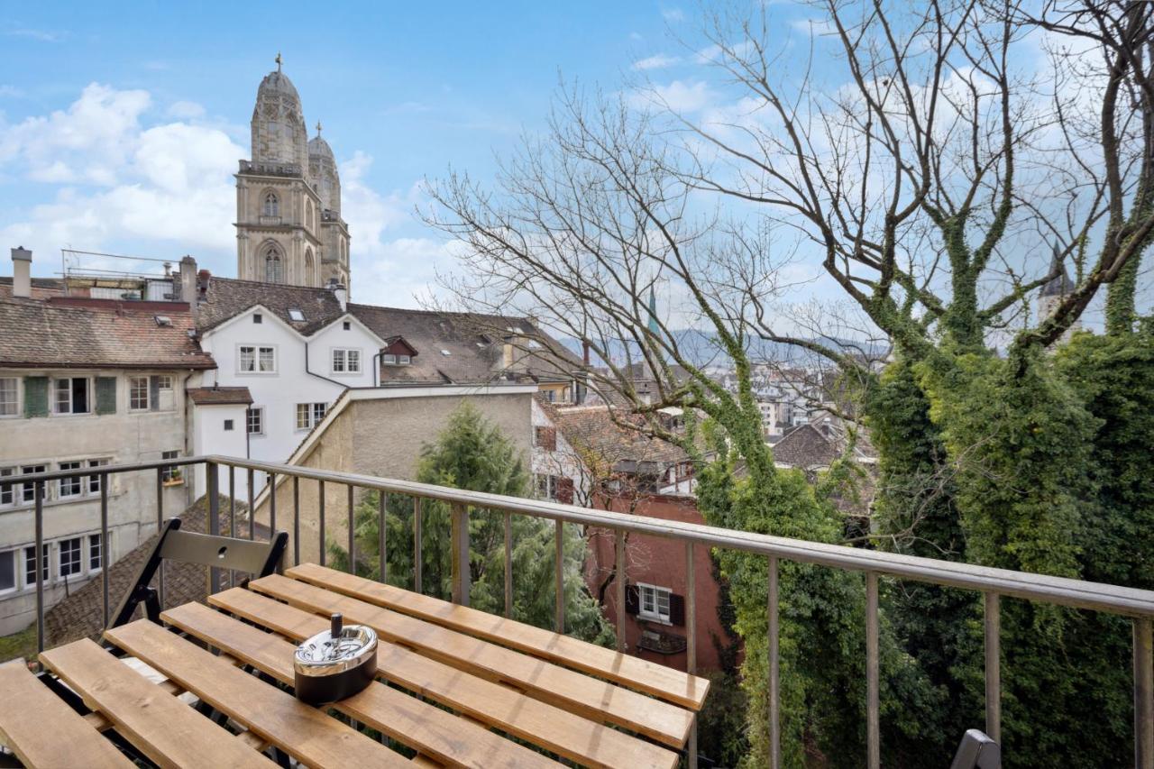 Appartamento Muenstergasse Zurich Old Town Esterno foto